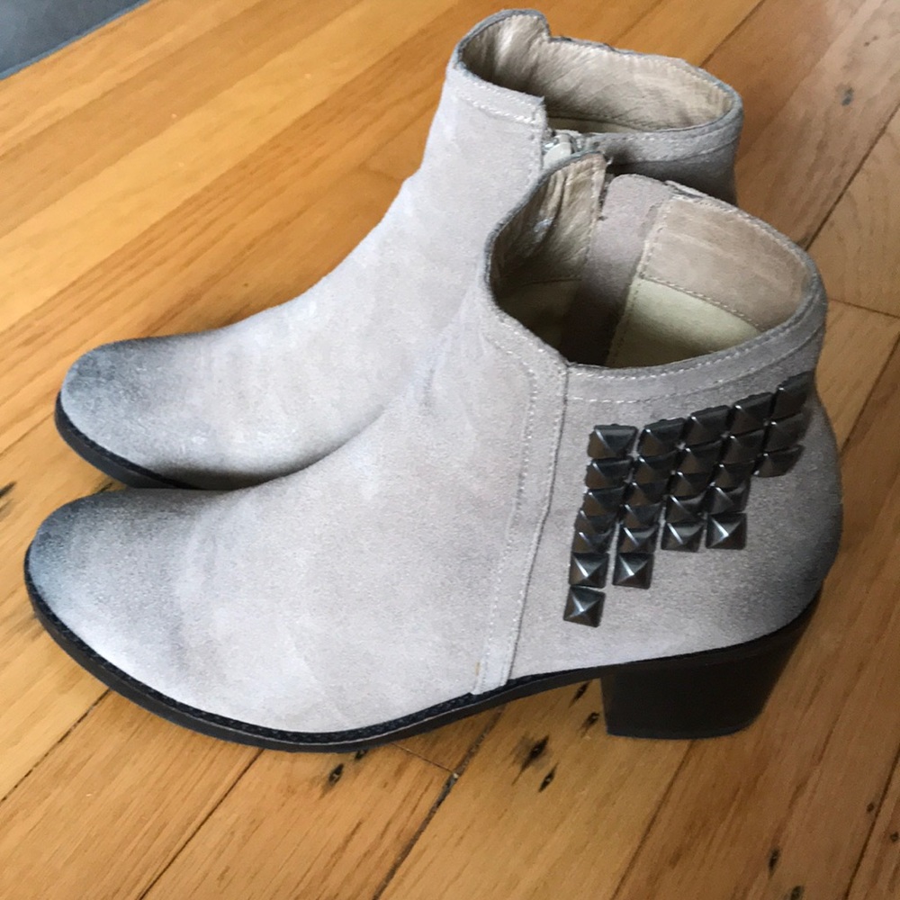 Matisse 7.5M Studded Booties